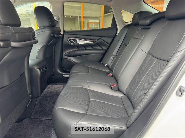 Nissan FUGA HYBRID 2015-08 5868311-18
