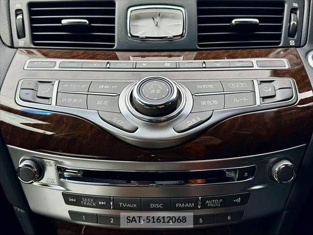 Nissan FUGA HYBRID 2015-08 5868311-25