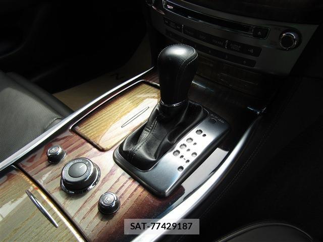 Nissan FUGA HYBRID 2022-03 6215025-15