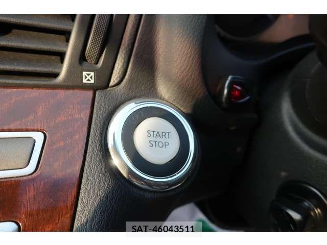 Nissan FUGA HYBRID 2017-03 6498058-13
