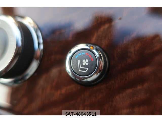 Nissan FUGA HYBRID 2017-03 6498058-15