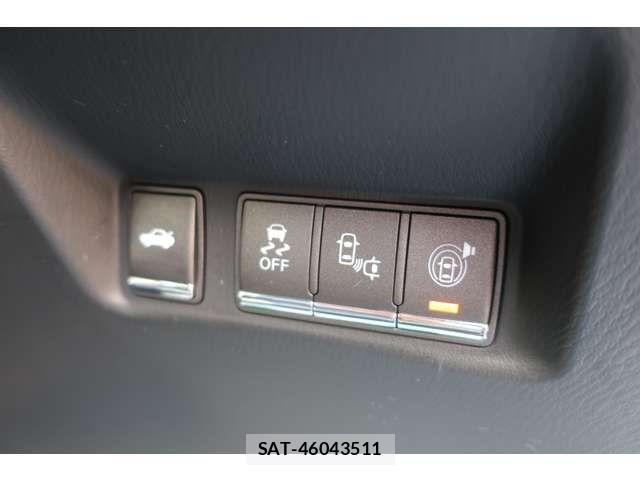 Nissan FUGA HYBRID 2017-03 6498058-16