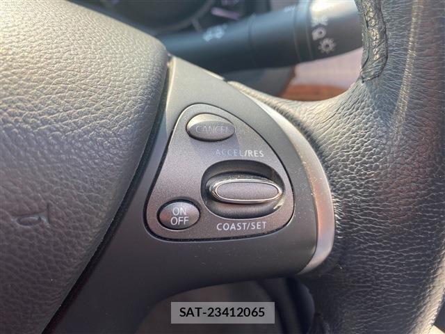 Nissan FUGA HYBRID 2019-08 6905730-29