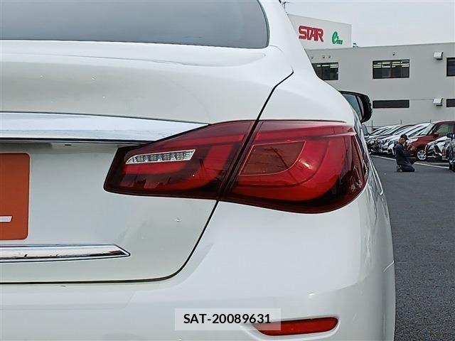 Nissan FUGA HYBRID 2016-10 6993837-12