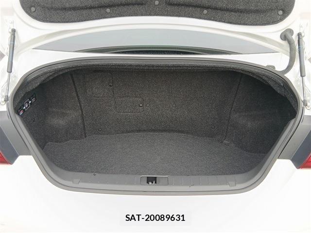 Nissan FUGA HYBRID 2016-10 6993837-18