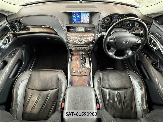 Nissan FUGA HYBRID 2016-08 7020532-1