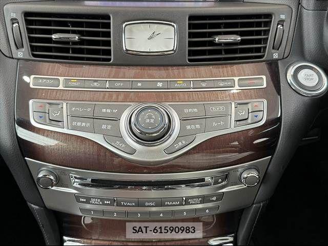 Nissan FUGA HYBRID 2016-08 7020532-22