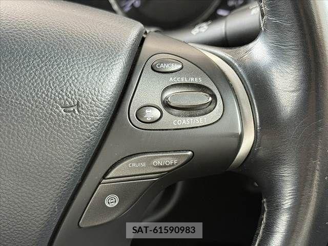 Nissan FUGA HYBRID 2016-08 7020532-4