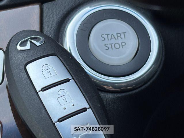 Nissan FUGA HYBRID 2015-05 7020530-9