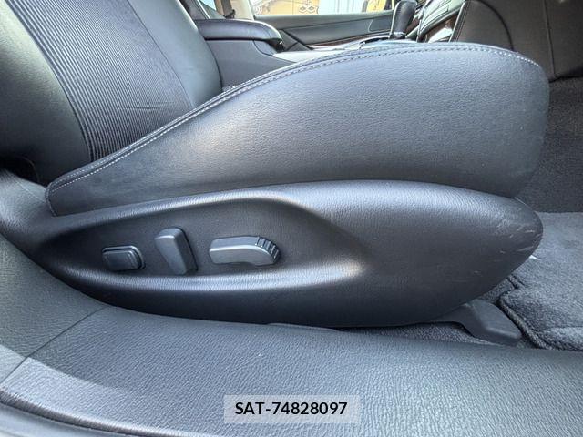Nissan FUGA HYBRID 2015-05 7020530-11