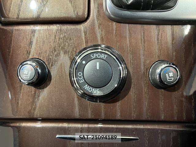 Nissan FUGA HYBRID 2016-07 7058685-7