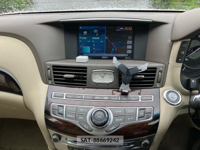 Nissan FUGA HYBRID 2011-06 7058687-22