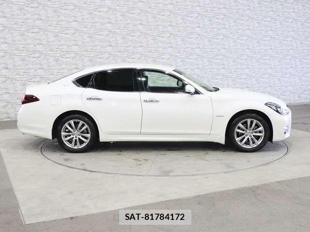 Nissan FUGA HYBRID 2017-12 7218999-13