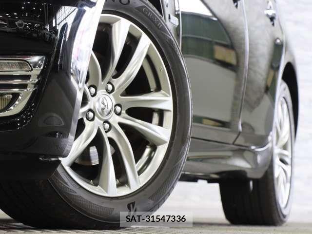 Nissan FUGA HYBRID 2017-05 7357893-19