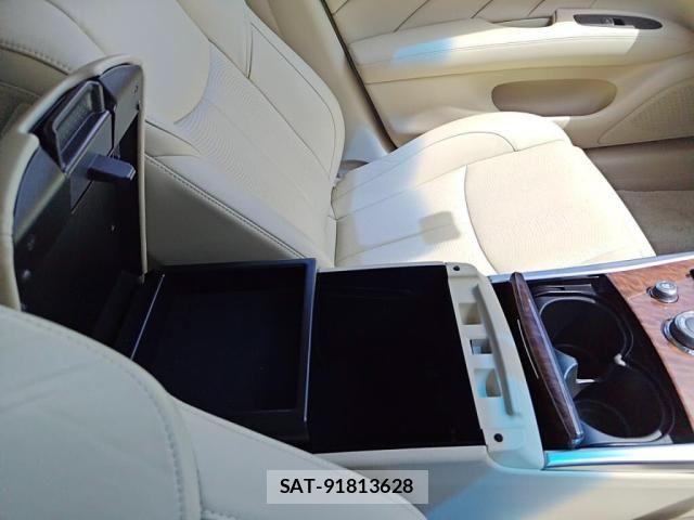 Nissan FUGA HYBRID 2018-06 7392252-15