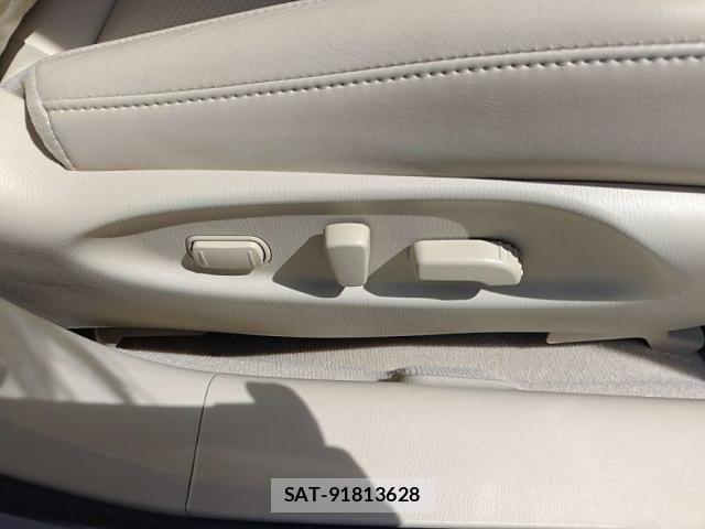 Nissan FUGA HYBRID 2018-06 7392252-21