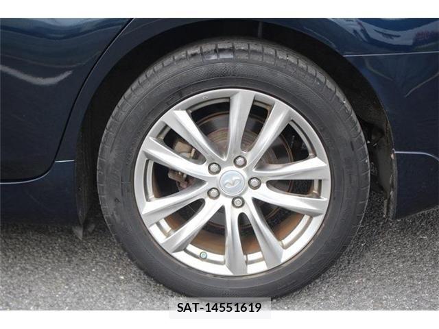 Nissan FUGA HYBRID 2015-06 7454535-17
