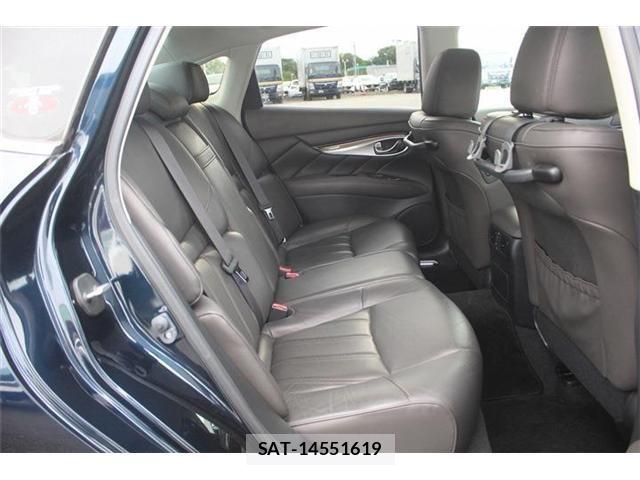 Nissan FUGA HYBRID 2015-06 7454535-22