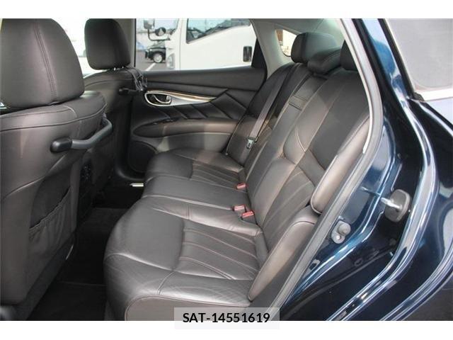 Nissan FUGA HYBRID 2015-06 7454535-23