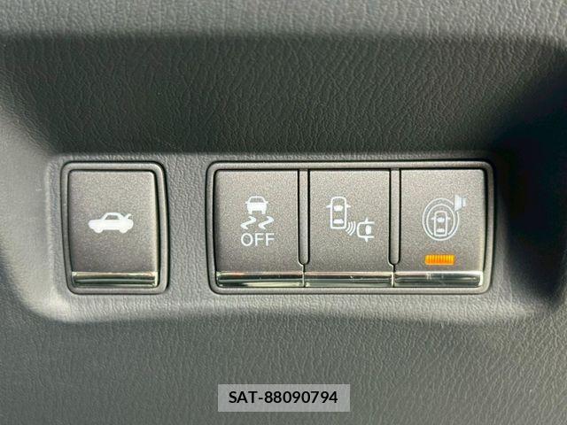 Nissan FUGA HYBRID 2015-05 7562165-16