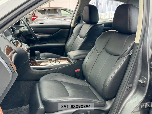 Nissan FUGA HYBRID 2015-05 7562165-24