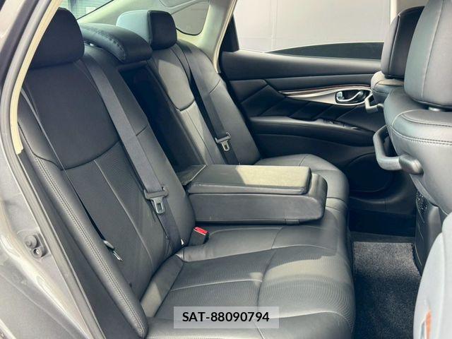 Nissan FUGA HYBRID 2015-05 7562165-27