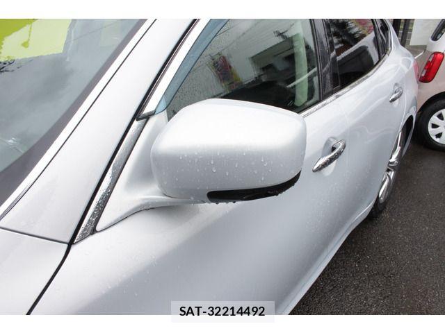 Nissan FUGA HYBRID 2013-04 7723650-5