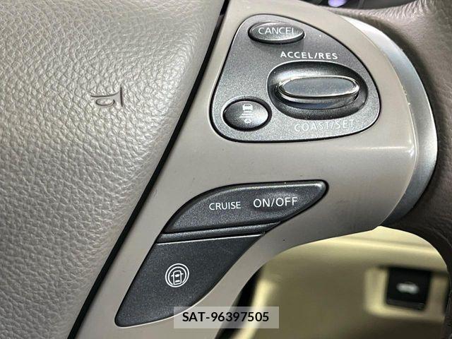 Nissan FUGA HYBRID 2015-06 7723647-5