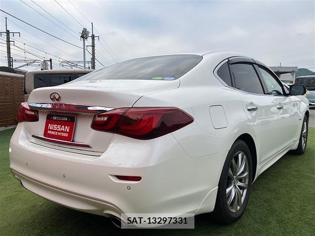 Nissan FUGA HYBRID 2018-03 7723649-1