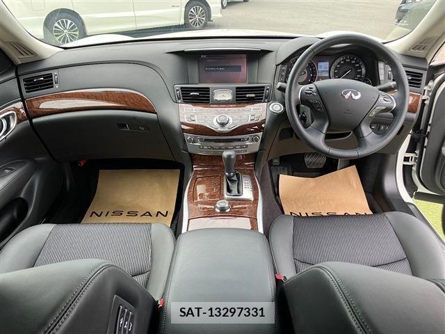 Nissan FUGA HYBRID 2018-03 7723649-2