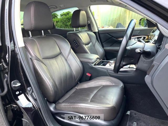 Nissan FUGA HYBRID 2016-03 7979323-9