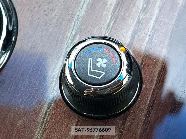 Nissan FUGA HYBRID 2016-03 7979323-7