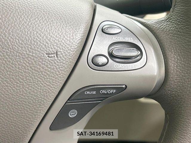 Nissan FUGA HYBRID 2012-03 8073856-5