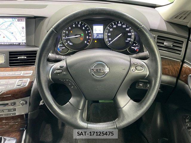 Nissan FUGA HYBRID 2012-11 8073855-11