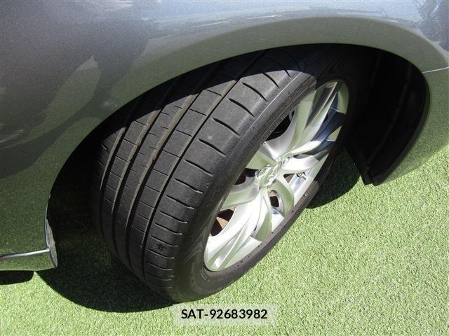 Nissan FUGA HYBRID 2018-09 8099324-9