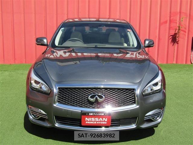 Nissan FUGA HYBRID 2018-09 8099324-25