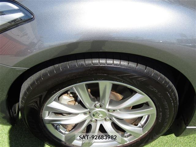 Nissan FUGA HYBRID 2018-09 8099324-8