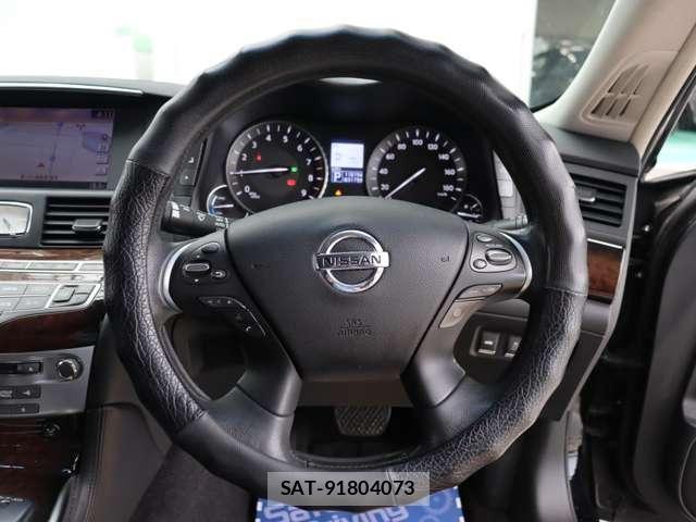Nissan FUGA HYBRID 2012-04 8099327-12