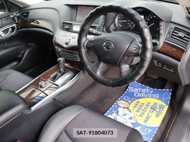Nissan FUGA HYBRID 2012-04 8099327-18