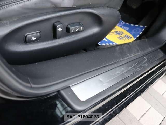 Nissan FUGA HYBRID 2012-04 8099327-19