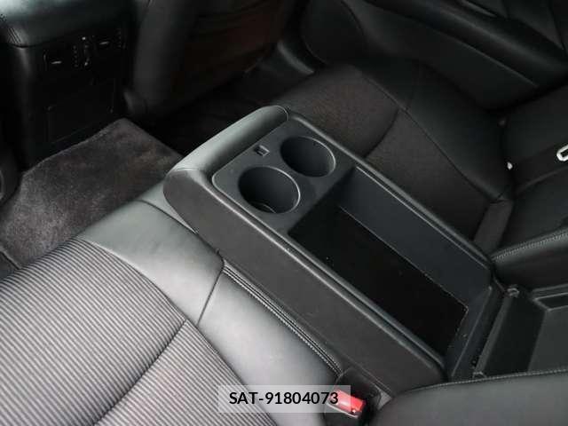 Nissan FUGA HYBRID 2012-04 8099327-25
