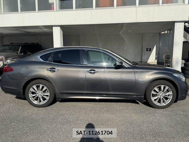 Nissan FUGA HYBRID 2012-06 8207662-13