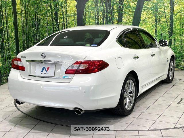 Nissan FUGA HYBRID 2012-09 8207661-16