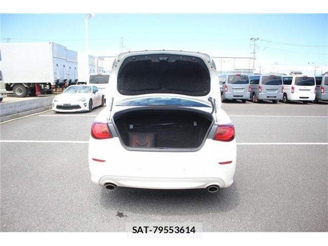 Nissan FUGA HYBRID 2021-06 8245269-17