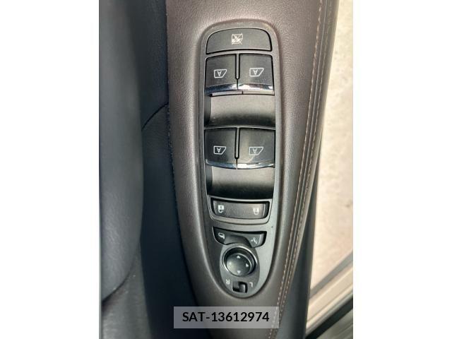 Nissan FUGA HYBRID 2012-03 8245272-12