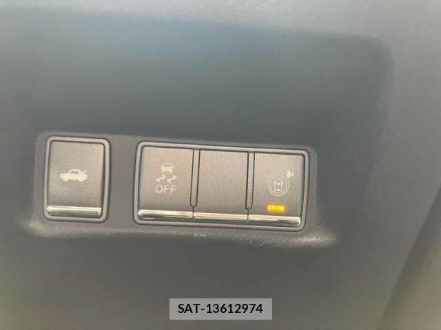Nissan FUGA HYBRID 2012-03 8245272-23