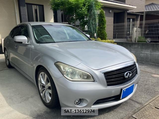 Nissan FUGA HYBRID 2012-03 8245272-3