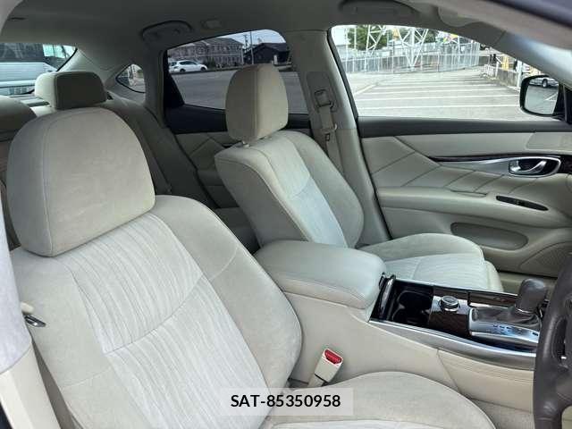 Nissan FUGA HYBRID 2010-11 8366064-12