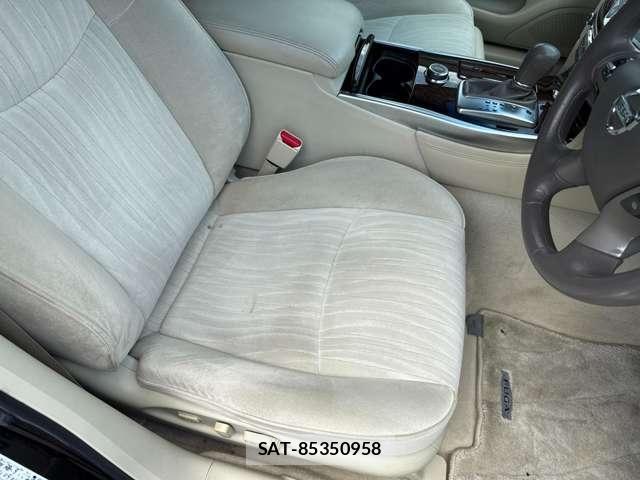 Nissan FUGA HYBRID 2010-11 8366064-13