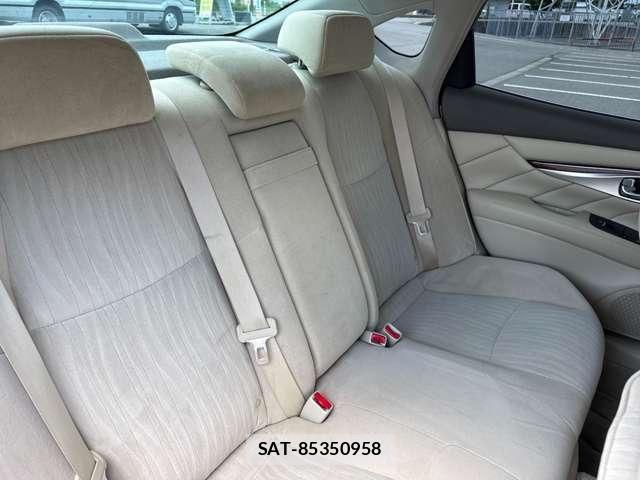 Nissan FUGA HYBRID 2010-11 8366064-14